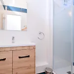 4 Bedroom Cozy In Périgueux