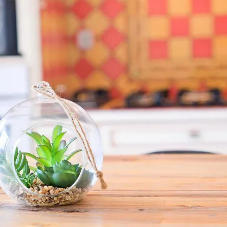 4 Bedroom Cozy In * ペリグー