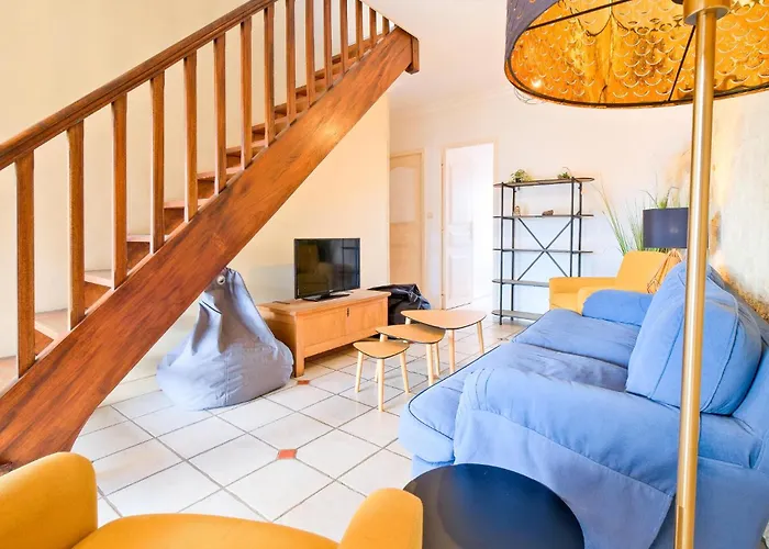 4 Bedroom Cozy In Lägenhet Périgueux